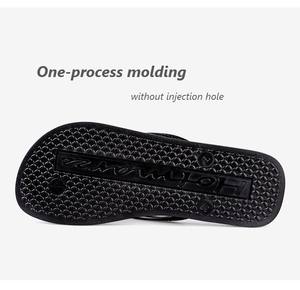 All'ingrosso ciabatte <span class=keywords><strong>infradito</strong></span> da <span class=keywords><strong>donna</strong></span> Anti-scivoloso <span class=keywords><strong>tacco</strong></span> piatto leggero PVC classico tinta unita colori interni esterni 0701B-10 - Product Image 4