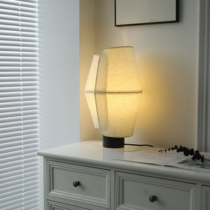 Lámpara de Mesa Moderna Minimalista E27 LED con Interruptor, Lámpara Decorativa para Sala de Estar, Dormitorio, Estudio - Product Image 3