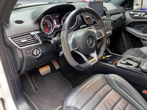 GLS AWD AMG 63 4MATIC 4 portes SUV 2018 d'occasion, conduite à gauche, toit ouvrant, lecteur DVD, caméra arrière - Product Image 5