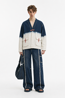 Ensemble veste kimono en jean tie-dye à boutons chinois et jean cargo à jambes larges à bords bruts