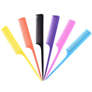 Peines para el cabello de colores, peines negros de cola puntiaguda, peines de cola larga, peines cosméticos de plástico, pequeños regalos suministrados directamente. - Product Image 5