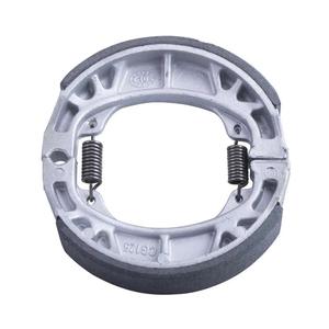 Plaquettes <span class=keywords><strong>de</strong></span> <span class=keywords><strong>frein</strong></span> <span class=keywords><strong>de</strong></span> moto CG125 adaptées aux freins à <span class=keywords><strong>tambour</strong></span> <span class=keywords><strong>de</strong></span> moto sans amiante - Product Image 1