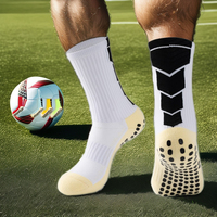 Chaussettes de football pour hommes OEM personnalisées avec logo blanc, antidérapantes, style SCRUNCH Sport, couleurs noir et rouge - Minimum 10 paires