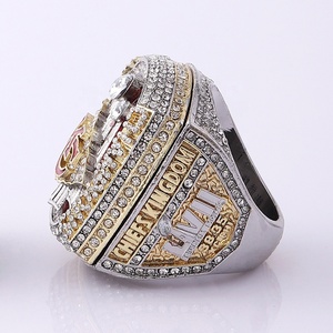 Bague de championnat de football des Kansas City Chiefs 2022-2023, modèle en acier, argentée, avec collier, bijoux pour homme en alliage - Product Image 3