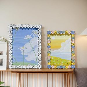 Cadre <span class=keywords><strong>photo</strong></span> décoratif blanc ivoire délicat, fleurs en résine peintes à la main, design botanique, porte-<span class=keywords><strong>photo</strong></span> - Product Image 2