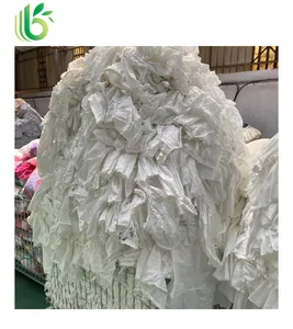 It is recommended to choose white printed cotton rag as a clean cloth for cosmetics with good water and oil absorption.