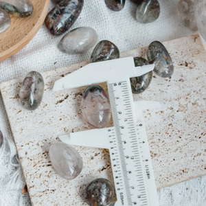 Pierres <span class=keywords><strong>de</strong></span> quartz naturelles polies Yinglai Factory Garden, pierres <span class=keywords><strong>de</strong></span> poche en <span class=keywords><strong>cristal</strong></span> <span class=keywords><strong>de</strong></span> quartz <span class=keywords><strong>de</strong></span> haute qualité pour la guérison, idéales comme cadeau - Product Image 3