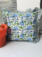 Housse de coussin en coton bohème faite à la main avec imprimé floral en bloc, coussins décoratifs de luxe, coussins bohèmes à volants
