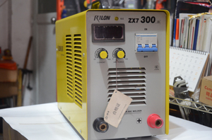 Machine à souder portable 300 ampères neuve, prix de la machine à souder 300 ampères - Product Image 2