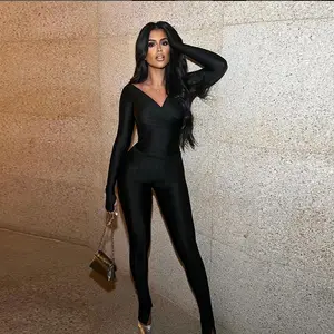 Fashionable European and American Women s Off Shoulder Fitness Suit with Large V neck