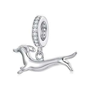 Breloque Teckel Plaqué Argent avec Incrustation de Cristal, Pendentif Animal Mignon pour Cadeau Unisexe - Product Image 1