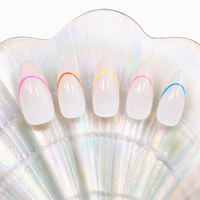 Faux ongles à presser minimalistes, longs, en forme d'amande, avec base nude transparente brillante, pour usage quotidien, décontracté ou de fête