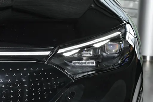 B/E/N/Z EQE SUV 2024 500 4MATIC Edición Pioneer con 512 km de Autonomía y Batería de 73.5 kWh - Product Image 5