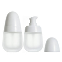 Flacon de fond de teint liquide en forme d'œuf de 30 ml, flacon d'essence, flacon en verre incurvé, lotion démaquillante, emballage compartimenté