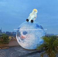 Nouveaux modèles de cosmonautes gonflables spaceman d'éclairage gonflable de conception avec la terre gonflable de lune pour des événements