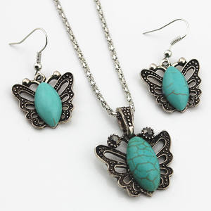 Set di Gioielli all'Ingrosso in Stile Indiano con Orecchini e Collana in Lega Turchese per Donne - Product Image 1