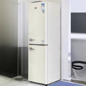 Réfrigérateur vintage 202L - <span class=keywords><strong>Petit</strong></span> réfrigérateur domestique nostalgique à double porte pour la conservation au froid et la congélation, taille mini - Product Image 1