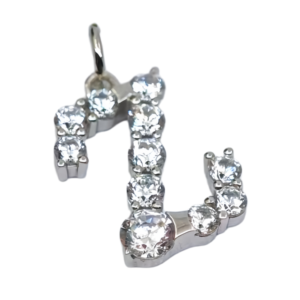 จี้ตัวอักษรเงินแท้ 925 รุ่นคลาสสิกจาก UM Jewelry สำหรับผู้หญิง เด็ก ของขวัญวันครบรอบ วันแต่งงาน และโอกาสพิเศษต่างๆ - Product Image 6