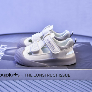 2025 nouvelles sandales d'été pour filles et chaussures de sport pour garçons chaussures de plage à semelle intérieure en PU respirantes légères avec cadre souple - Product Image 6