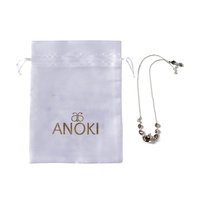 Pochette cadeau en satin de soie blanc de qualité supérieure avec logo personnalisé imprimé, sac en tissu à cordon, sac à bijoux anti-poussière
