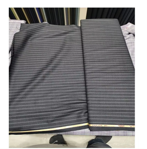Tissu en polyester et coton respirant à carreaux pour vêtements et textiles pour enfants - Product Image 1