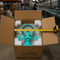 YAOYUE Nouveauté Jouet Distributeur Lent de Friandises pour Chat avec Base à Ventouse, Enrichissement Interactif, Matériaux ABS + PC