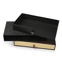 Boîte cadeau électronique intelligente avec texture de papier d'art plastification mate revêtement UV et ceinture de gaufrage tiroir coulissant pour hommes