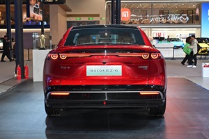 Offerta Speciale: Changan Mazda Ez-6 Ibrida, 5 Porte, 5 Posti, Hatchback Automatica, Guida a Sinistra, 218 CV, 170 km/h, <span class=keywords><strong>Auto</strong></span> Usata - Product Image 3