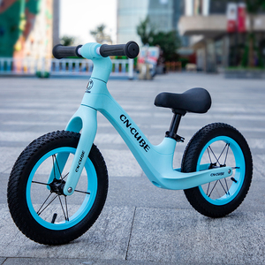 Offre Spéciale 12 pouces vélo de <span class=keywords><strong>course</strong></span> en alliage pour enfants tout-petit Mini Push Balance avec pédale ordinaire OEM prix direct usine - Product Image 5