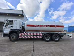รถบรรทุกถังบรรจุก๊าซ LPG ฮาวเวอร์ 6x4 รุ่นใหม่ ขายดี พร้อมถังเก็บน้ำมันสำหรับเติมก๊าซ LPG และก๊าซหุงต้ม - Product Image 3