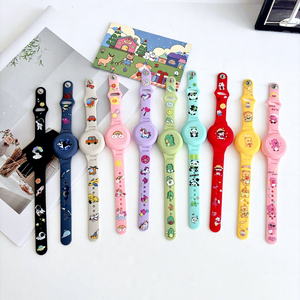 Nouveau bracelet <span class=keywords><strong>AirTag</strong></span> en silicone imperméable, porte-<span class=keywords><strong>AirTag</strong></span> mignon, bracelet <span class=keywords><strong>AirTag</strong></span> de dessin animé pour enfants - Product Image 2