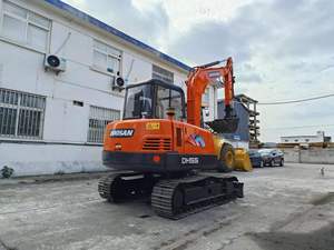 Excavadora de orugas mini Doosan DH60-7 DH55 usada de alta eficiencia, original de Corea, de segunda mano, con motor y engranajes, en venta. - Product Image 5