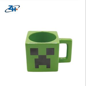 Tasses en céramique en grès de style contemporain de Noël <span class=keywords><strong>Tasse</strong></span> de fête verte à quatre décalcomanies carrées avec glaçure blanche 230ml Set 4 tasses à café - Product Image 1