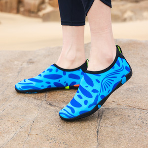 Zapatos de Agua con Punta Cerrada, Parte Superior Sintética, Suela de Goma Antideslizante, Unisex, para Playa, Verano, Forro de Malla, Entresuela de EVA - Product Image 1