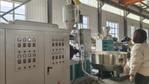Ligne de machine d'extrudeuse monovis <span class=keywords><strong>Tenet</strong></span> production automatique de matériaux PE/PP/PC extrudeuses de plastique de fil de feuilles de <span class=keywords><strong>film</strong></span> PLC - Product Image 2