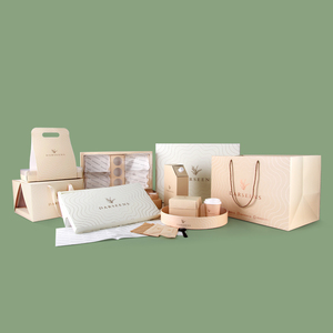 Caja Elegante de Lujo para Pasteles y Repostería con <span class=keywords><strong>Centro</strong></span> de Plástico Transparente y Tapa Abatible con Base Adjunta, Apertura Doble - Product Image 4