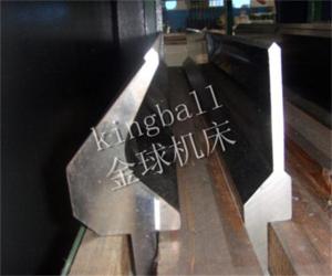 Aceptado OEM ajustable cnc bender máquina de prensa de freno de herramientas en la parte superior y herramientas de molde - Product Image 2