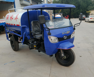 Small diesel Sanitation <strong>Truck</strong>, Three-wheeled Sprinkler <strong>Truck</strong>, 3 Cubic Meters 3*2wheeled <strong>Garbage</strong> Collection Vehicle - Product Image 3