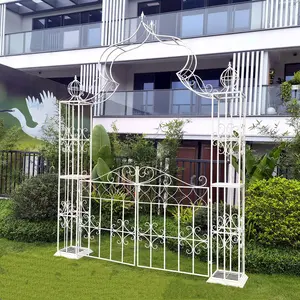 Old Iron Crafts in the Garden with Doors Arches Flower Racks metal fence gate Outdoor Courtyard Balcony Rose Iron Rack