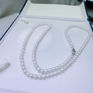 Collar de Perlas de Agua Dulce de 5-6 mm, Redondas, Casi Impecables, Cadena de Suéter Aurora con Accesorio de Corazón Dorado, 60 cm de Largo - Product Image 4