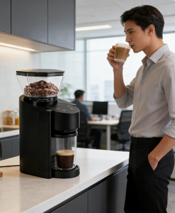 Macinacaffè Automatico Nero con Capacità del Tramoggio di 8 Oz per Preparazione Espresso Domestica - Product Image 1