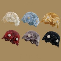 Topi rajutan wanita bergaya bohemian, berlubang, buatan tangan, kasual, dengan hiasan bunga renda mutiara