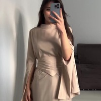 Robe élégante à manches longues et col rond pour femme, coupe ajustée, nouvelle collection printemps 2026, vente en gros SJ 2026 Boutique