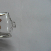 Machine à Sertir Manuelle pour Bouteilles de Parfum en Verre avec Pulvérisateur, Sertisseuse de 13 mm et 15 mm, Outil de Scellage et de Capsulage
