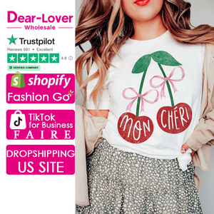 Maglietta girocollo grafica carine-amante bianco ciliegia - Product Image 1