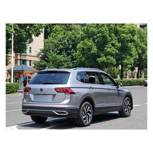 El motor turboalimentado Volkswagen <span class=keywords><strong>Tiguan</strong></span> L <span class=keywords><strong>2022</strong></span> 2,0 T <span class=keywords><strong>de</strong></span> bajo <span class=keywords><strong>precio</strong></span> abre el techo solar panorámico y es un SUV <span class=keywords><strong>de</strong></span> alto valor - Product Image 5