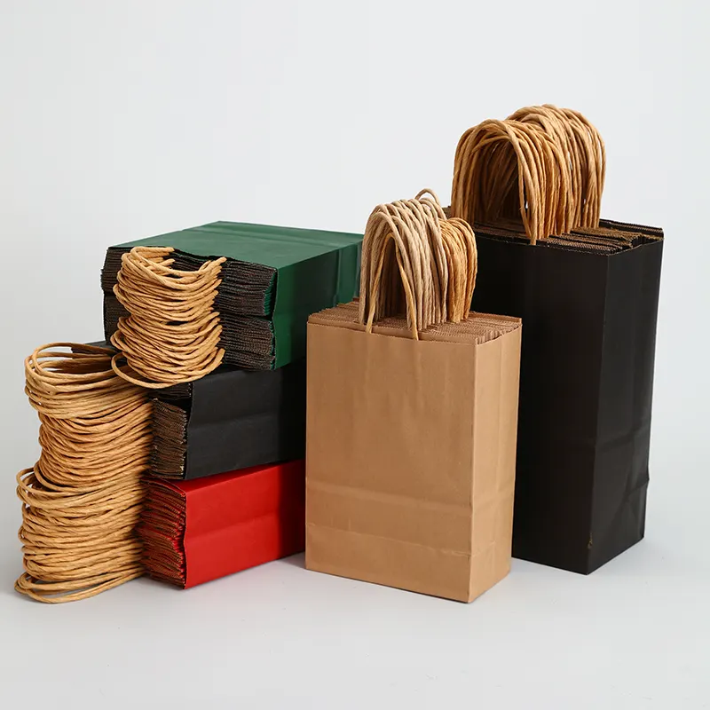 कस्टम ब्राउन कार्डबोर्ड फोल्डेबल उपहार बैग कपड़े जूते बैग कस्टम लोगो मुद्रित शॉपिंग बैग