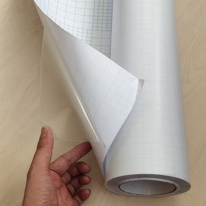 Fábrica de Películas de Laminación OEM ODM, Rollo de Película de Laminación en Frío de PVC PET Vinilo Autoadhesivo de 80 Micras, 1.27Mx50M, Textura de Cuero Sintético - Product Image 3