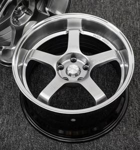 חישוקי גלגלים מסגסוגת יציקה, חישוקי אלומיניום בעלי חמישה חישורים לרכב נוסעים עבור 300ZX 350Z 370Z R32 R33 R34 GT-R - Product Image 1