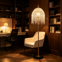 Luxuriöse französische Stehlampe mit goldenen Quasten und Kristallen, höhenverstellbare Stehleuchte, dekorative Stehlampe für Schlafzimmer & Wohnzimmer